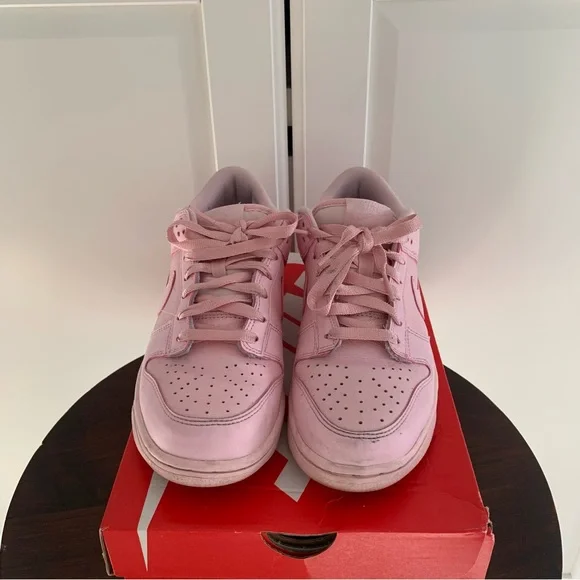 Nike Pink Prism dunks - Picture 3 of 5